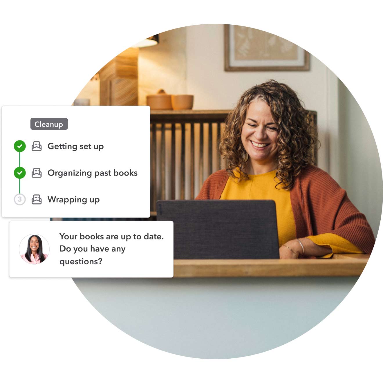 A QuickBooks customer is on a laptop having a chat discussion with a Live bookkeeper about her books.