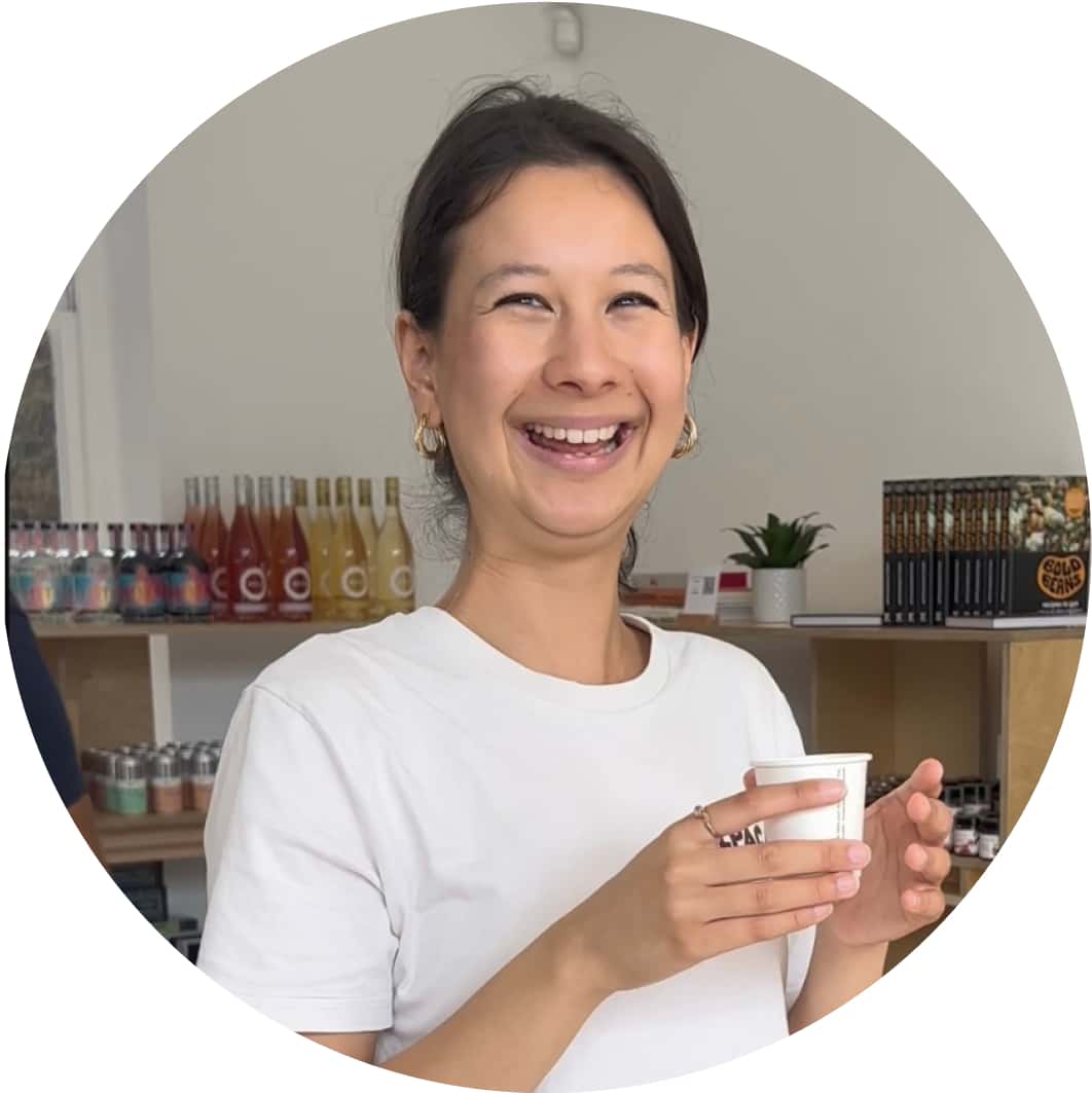 Victoria Halina Poon, Alpaca Coffee